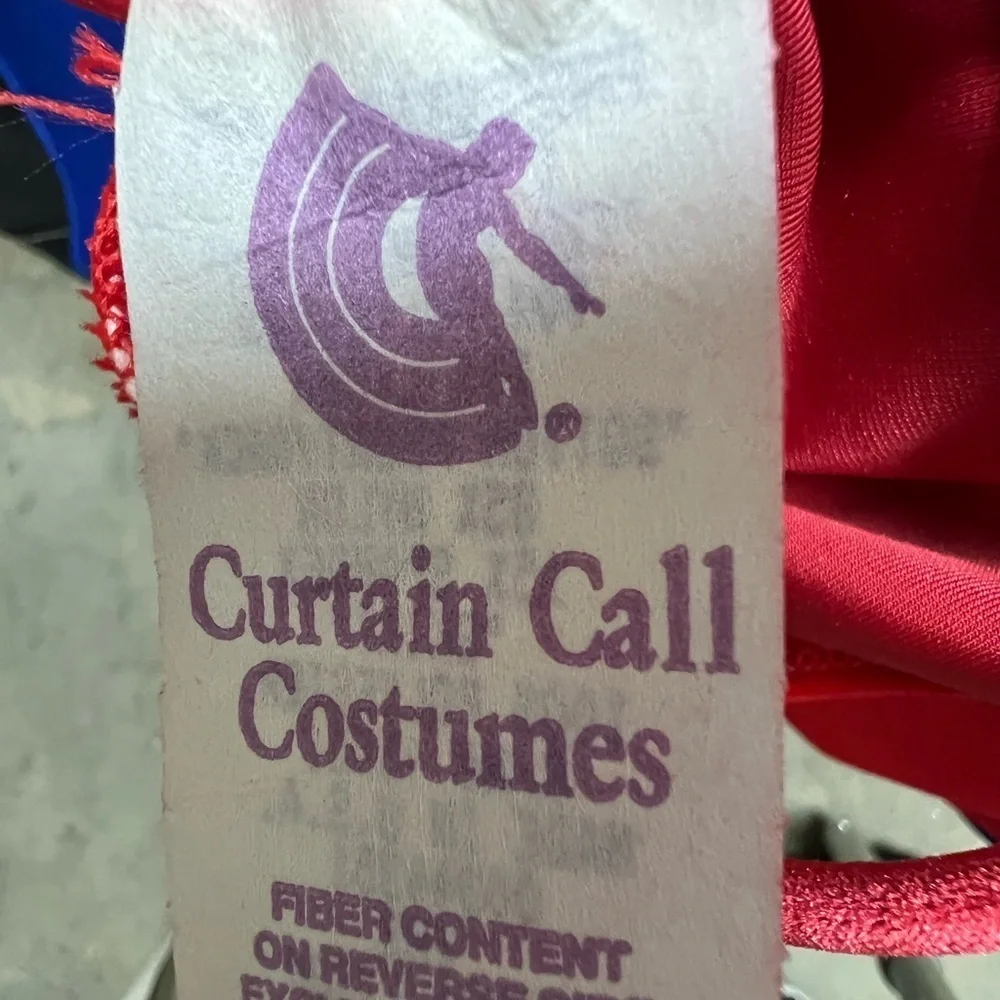 COSTUME - DANCE CURTAIN CALL  Red velvet top w/pearls and sequins.   Size 4 ***